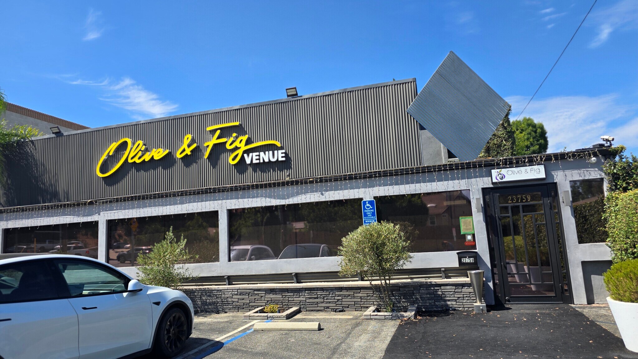 23759 Roscoe Blvd, West Hills, CA à louer Photo du bâtiment- Image 1 de 19