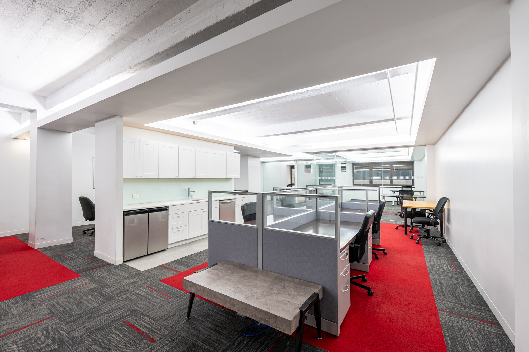 144 E 44th St, New York, NY for lease Building Photo- Image 1 of 23