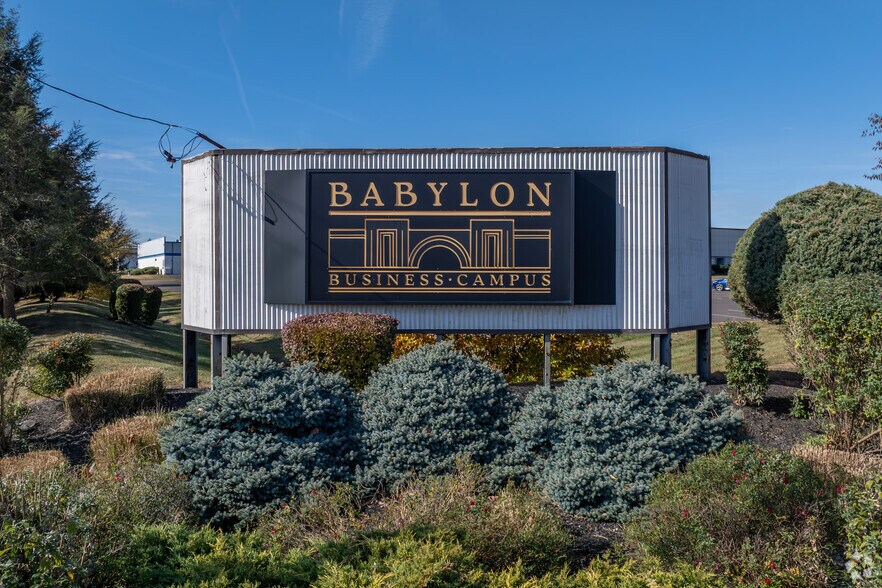 903 Sheehy Dr, Horsham Township, PA à louer - Photo du bâtiment - Image 2 de 13