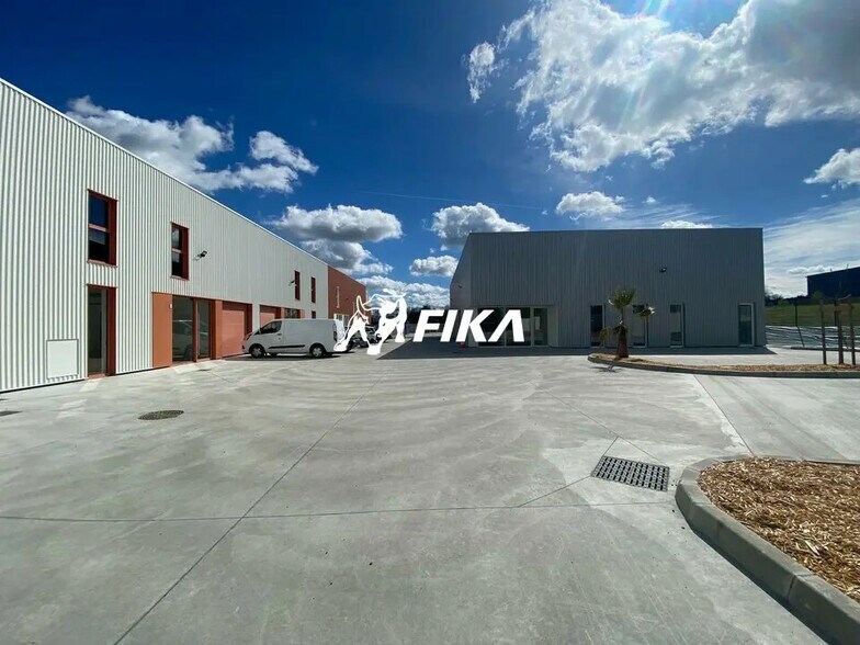 Flex dans Mondouzil à louer - Photo du bâtiment - Image 2 de 7