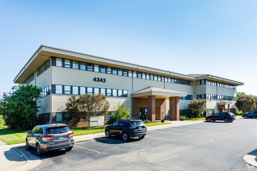 4343 Concourse Dr, Ann Arbor, MI for lease - Building Photo - Image 1 of 6