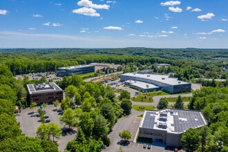 35 Corporate Dr, Trumbull, CT - AÉRIEN  Vue de la carte - Image1