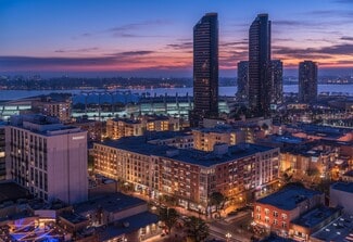 Plus de détails pour 450 J St, San Diego, CA - Commerce de détail à louer