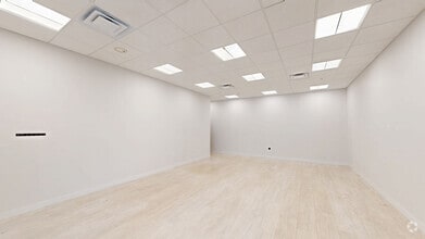 3420 NW 27th Ave, Pompano Beach, FL à louer Numérisation 3D de Matterport- Image 1 de 8