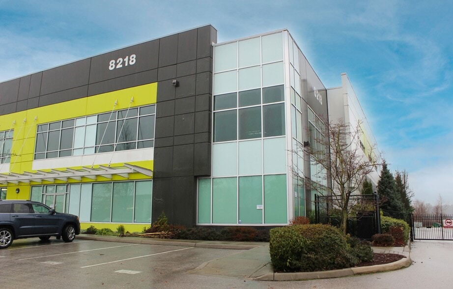 8218 N Fraser Way, Burnaby, BC for lease - Building Photo - Image 1 of 7