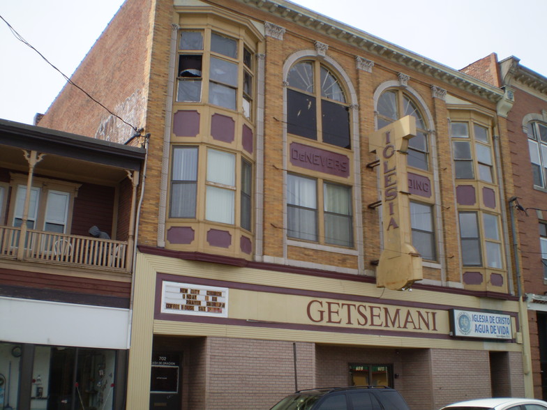 702-704 Broad St, Central Falls, RI for sale - Building Photo - Image 1 of 1