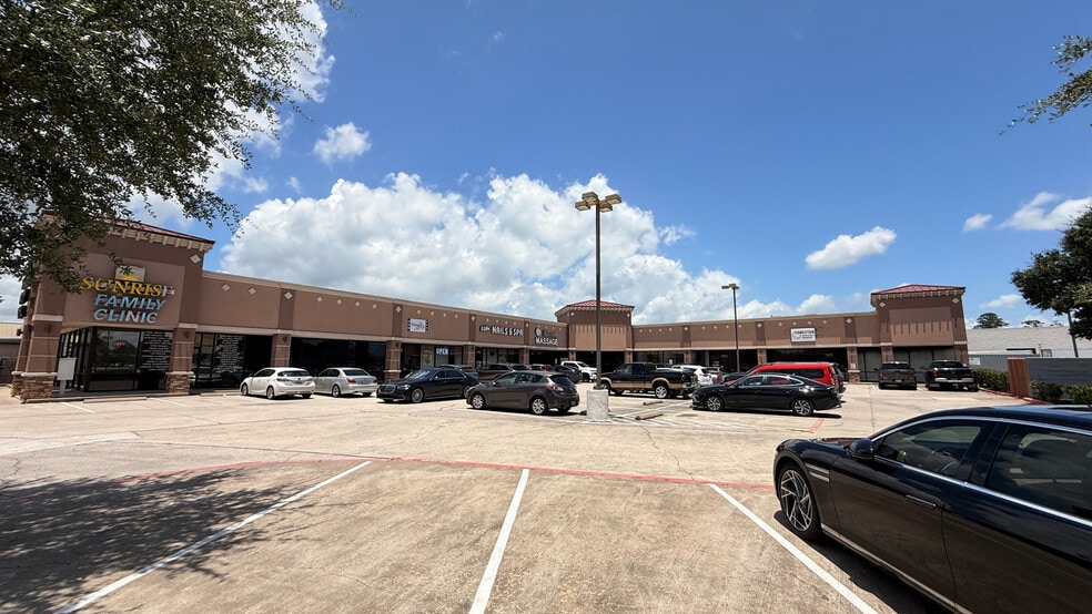 6725 Atascocita Rd, Humble, TX for lease - Building Photo - Image 2 of 12