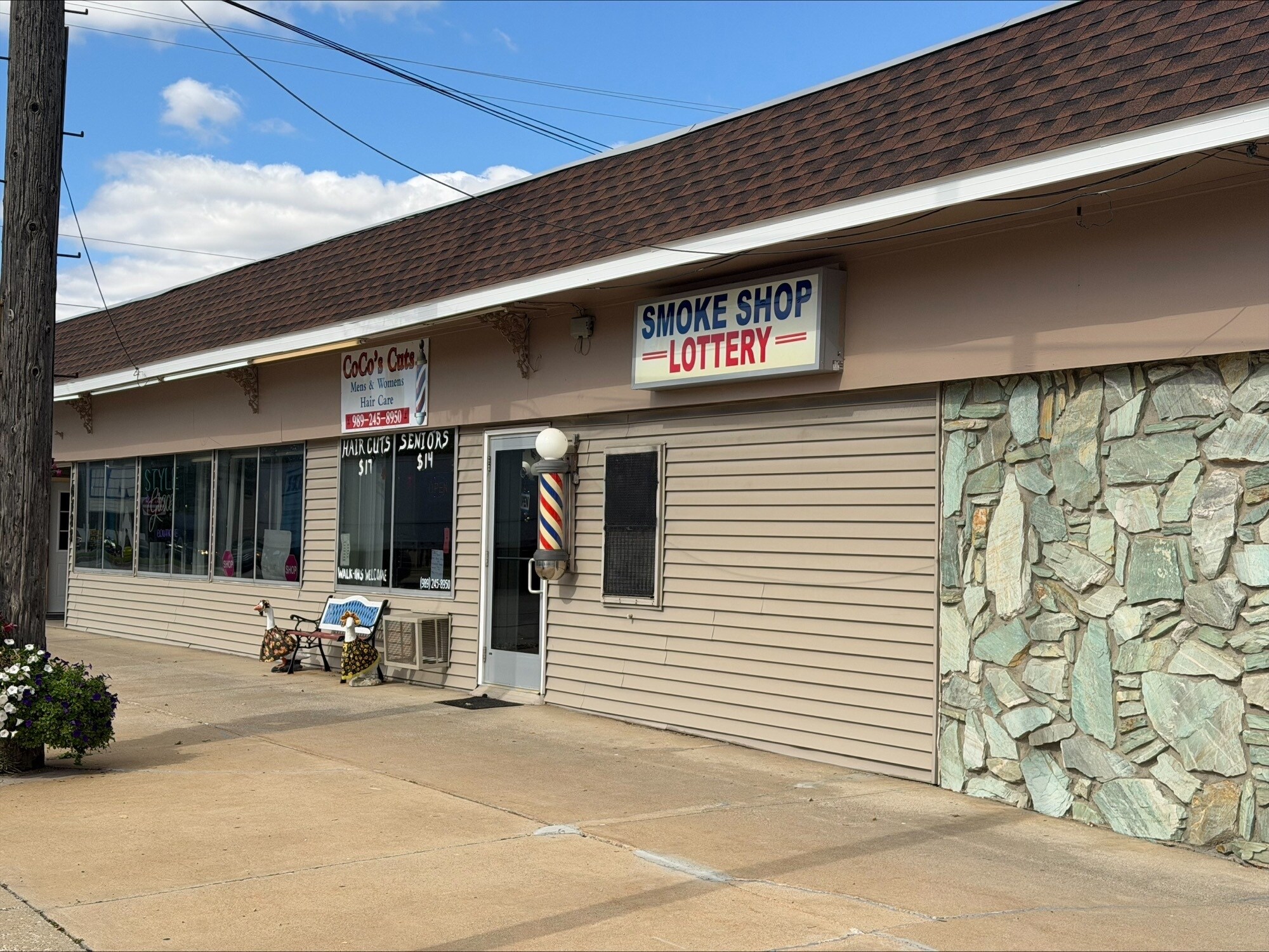6185 Dixie Hwy, Bridgeport, MI à vendre Photo du bâtiment- Image 1 de 8