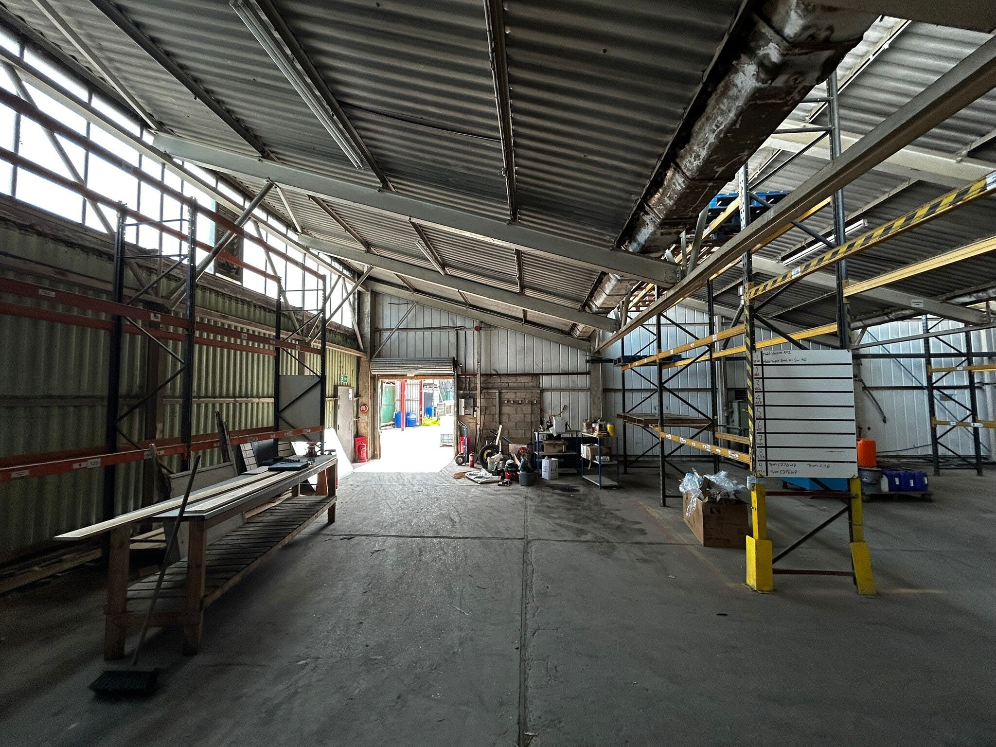 48 North Road, Okehampton for lease Interior Photo- Image 1 of 2