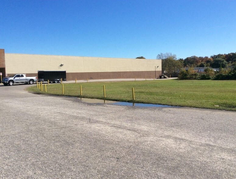 1183 Rim Rd, Fayetteville, NC à vendre - Photo du bâtiment - Image 2 de 7
