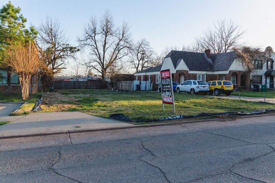 1710 NW 17th St, Oklahoma City, OK à louer - Photo du bâtiment - Image 2 de 18