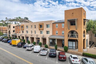 Plus de détails pour 444-458 W Mission Rd, San Marcos, CA - Commerce de détail à louer
