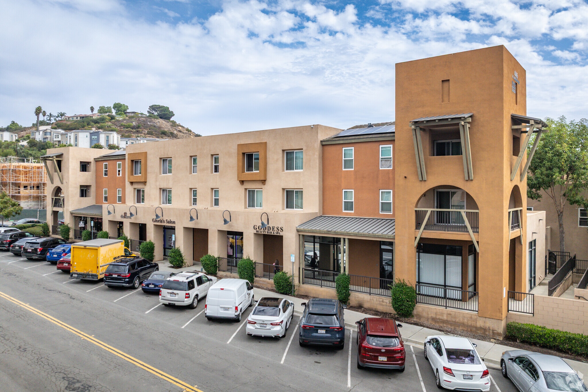 444-458 W Mission Rd, San Marcos, CA for lease Primary Photo- Image 1 of 5