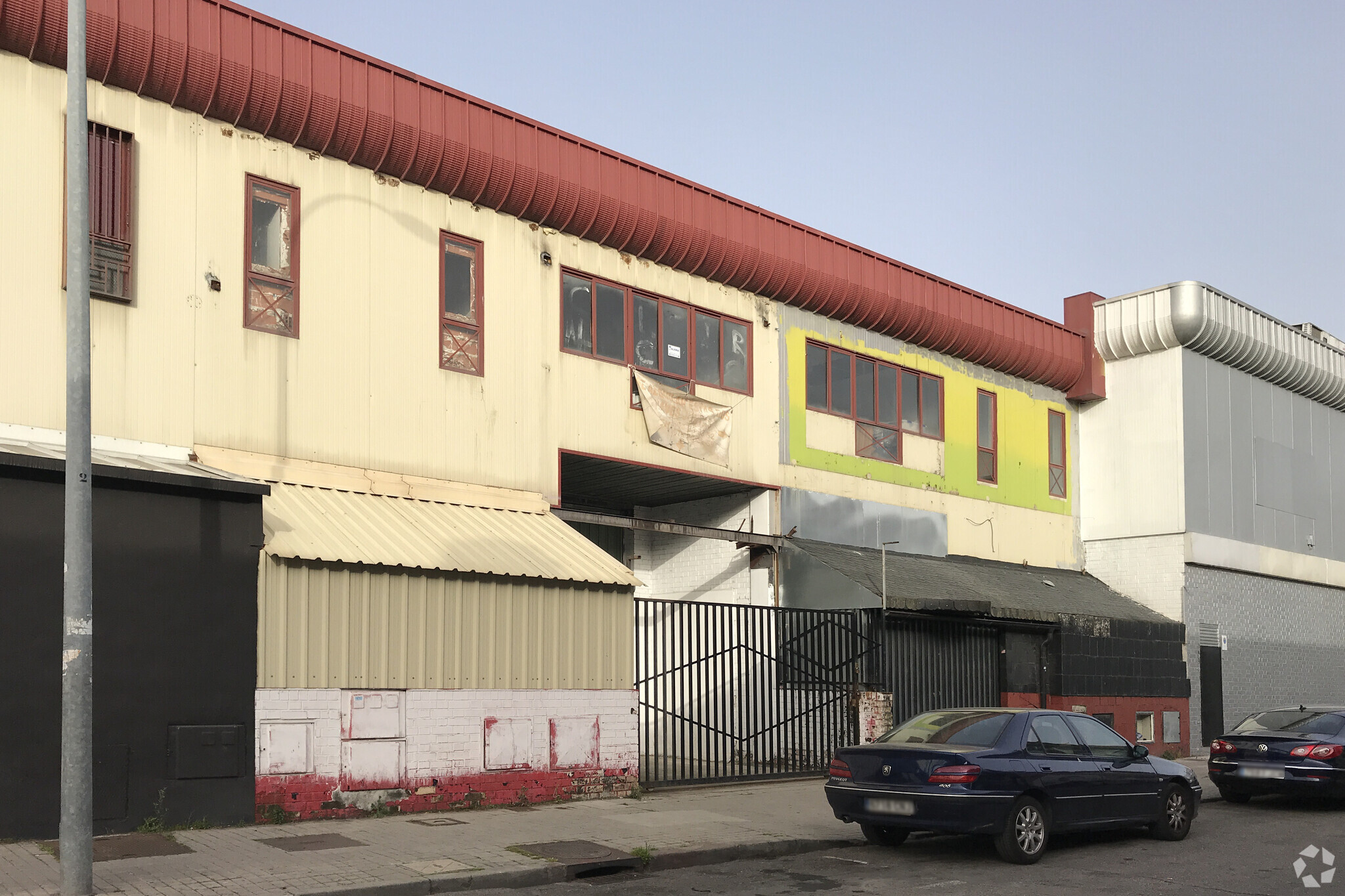 Industrial in Alcorcón, MAD for lease Primary Photo- Image 1 of 3