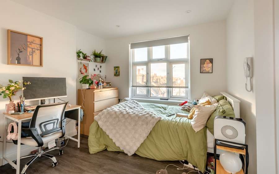 201 Eltham High St, Londres à vendre - Photo du bâtiment - Image 1 de 7