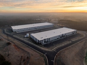 619 Old Beatty Ford Rd, China Grove, NC à louer Photo intérieure- Image 1 de 6