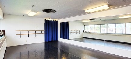 1540-1552 Chatelain Ave, Ottawa, ON à louer Photo intérieure- Image 2 de 4