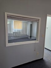 677 Commerce St, Thornwood, NY à louer Photo intérieure- Image 2 de 9