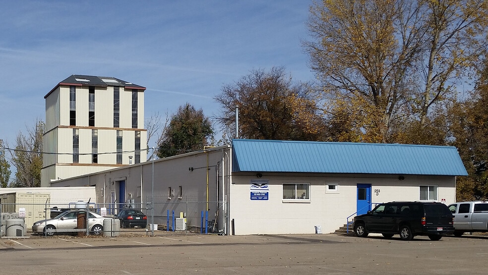 253 42nd St SW, Loveland, CO for sale - Primary Photo - Image 1 of 11