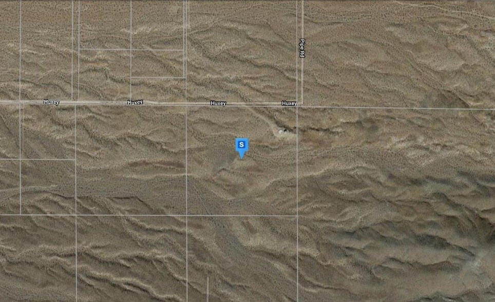 16717 Wishing Well Rd, Oro Grande, CA à vendre - Photo principale - Image 1 de 1