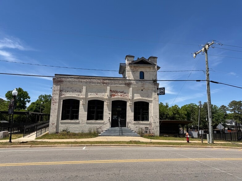106 S Ray, Carthage, NC for sale - Building Photo - Image 3 of 33