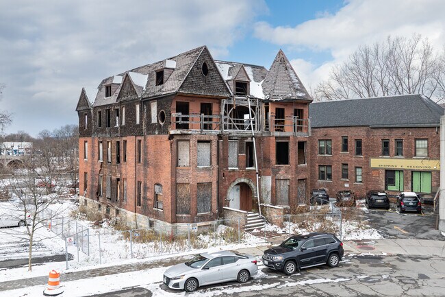 Plus de détails pour 263 Washington St, Binghamton, NY - Multi-résidentiel aux enchères