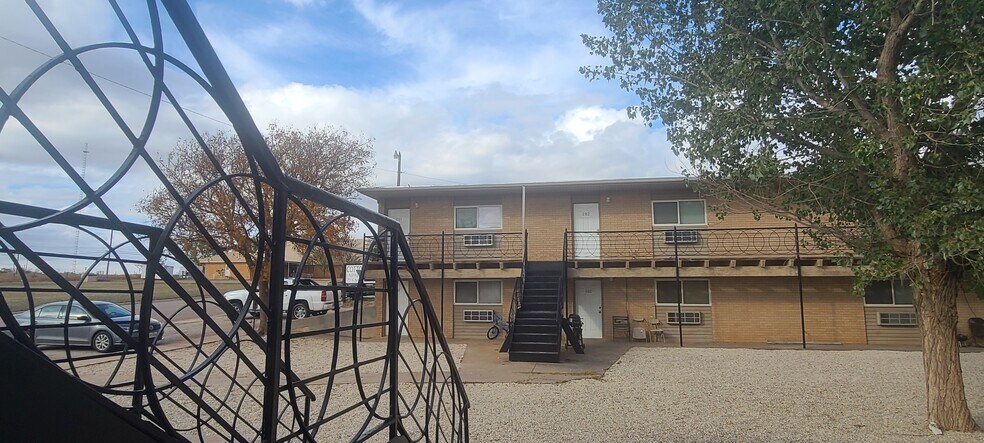 711 S Austin Ave, Tulia, TX for sale - Building Photo - Image 3 of 12