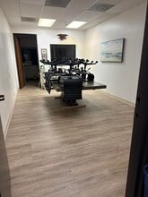 191 Calle Magdalena, Encinitas, CA à louer Photo intérieure- Image 1 de 1