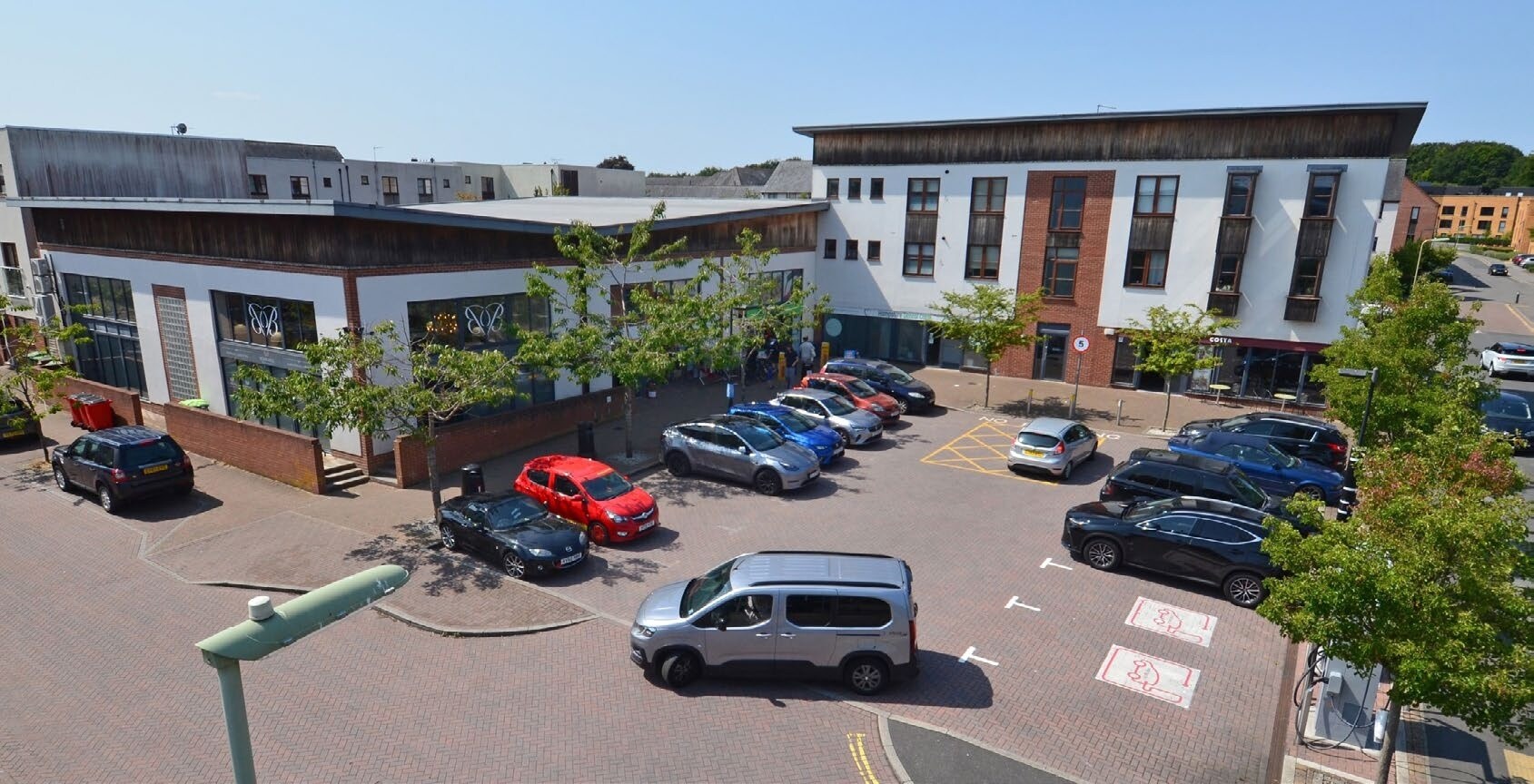 Prewett Road, Peggs Way, Park Village, Basingstoke à vendre Photo du bâtiment- Image 1 de 6