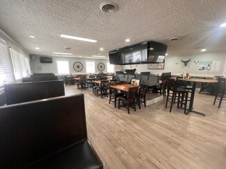 More details for 15170 & 15182 George Washington Memorial Hwy, Saluda, VA - Retail for Sale