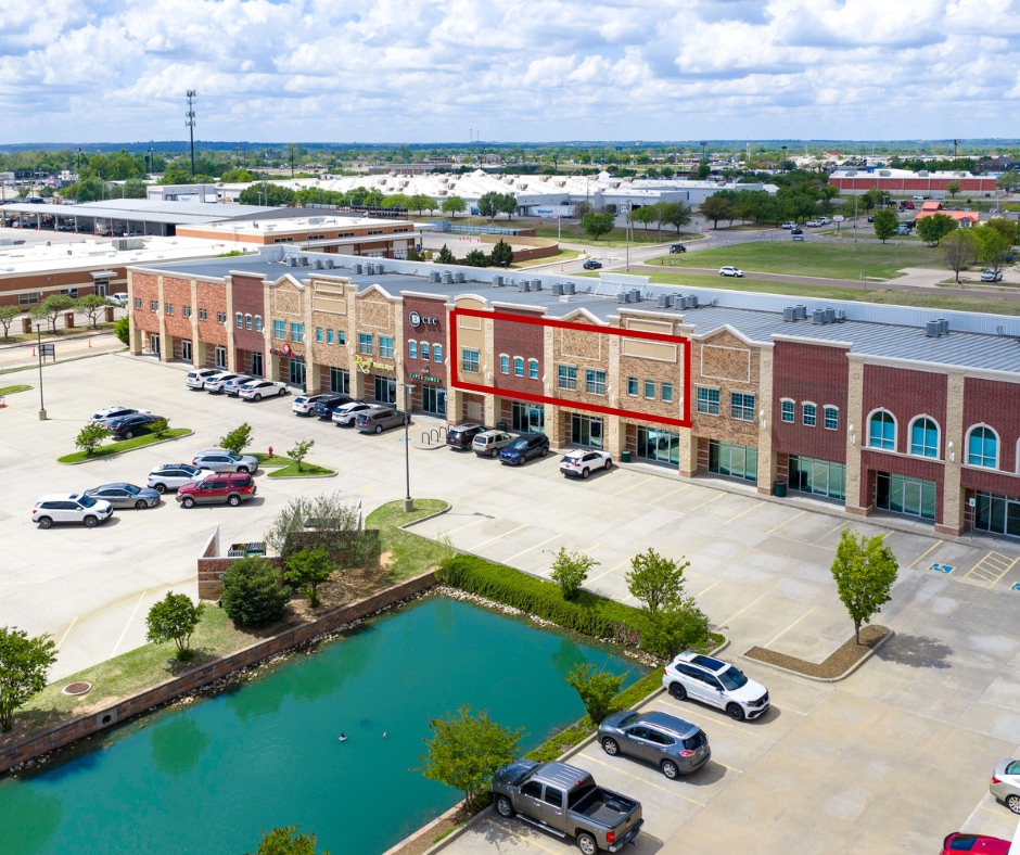 480 24th Ave NW, Norman, OK à louer Photo intérieure- Image 1 de 17