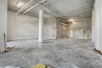 630 Indian St, Savannah, GA for lease Interior Photo- Image 1 of 3