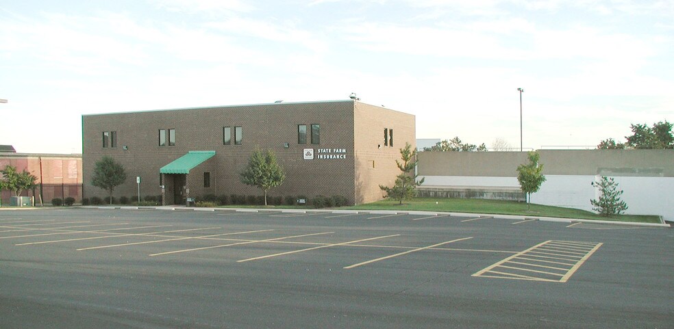 2001 Elgin Ave, Baltimore, MD à vendre - Photo du bâtiment - Image 3 de 7