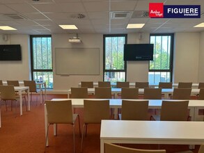 851 Avenue Jean Dalmas, Aix-en-Provence for lease Interior Photo- Image 2 of 4