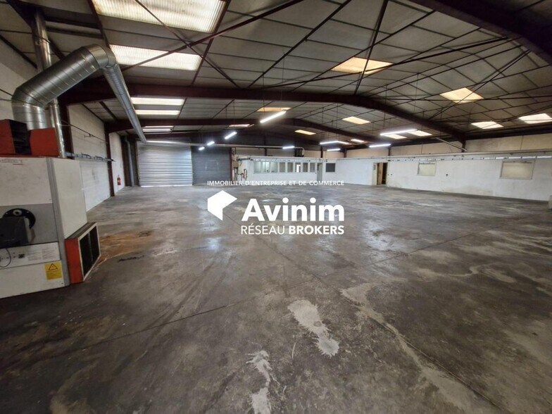 Industrial in Thorigny Sur Marne for lease - Interior Photo - Image 3 of 9