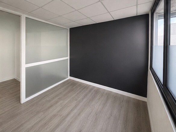 Retail in Lille for lease - Interior Photo - Image 3 of 5
