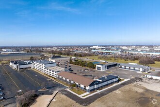 34911 Van Dyke Ave, Sterling Heights, MI - AERIAL  map view