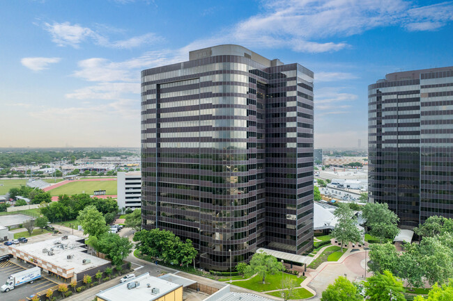 Plus de détails pour 7324 Southwest Fwy, Houston, TX - Bureau, Bureau/Médical à louer