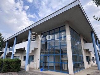 More details for 17 Allée Des Ginkgos, Bron - Office for Lease