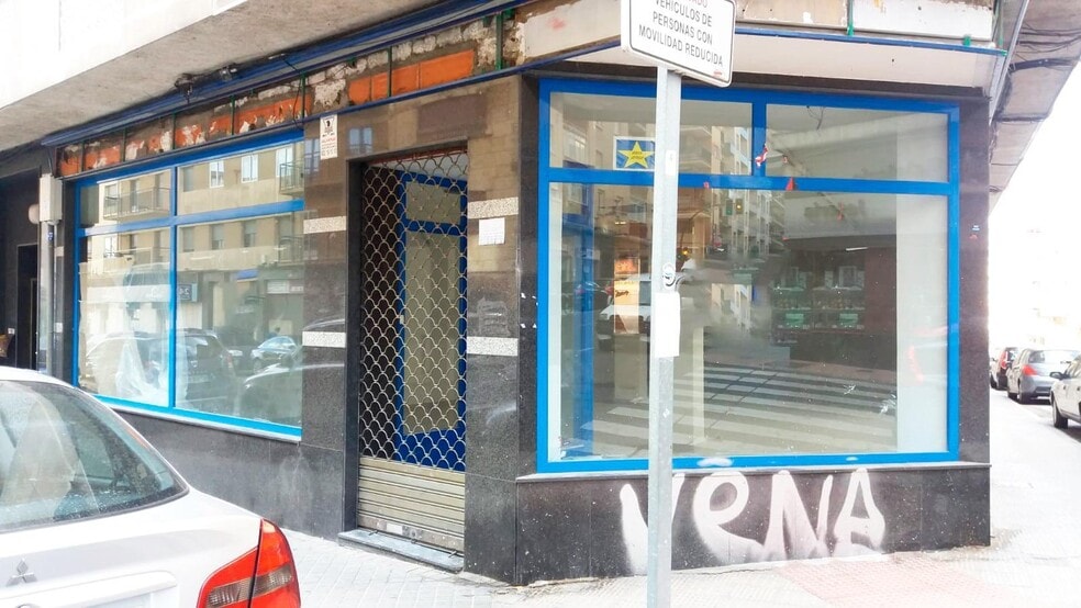 Campoamor, de, 9, Salamanca, Salamanca for sale - Building Photo - Image 2 of 4