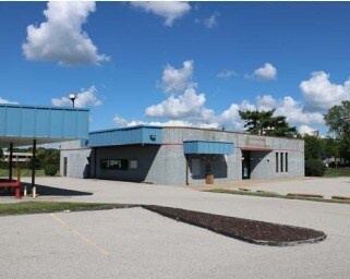 Plus de détails pour 700 James S Mcdonnell Blvd, Hazelwood, MO - Commerce de détail à louer