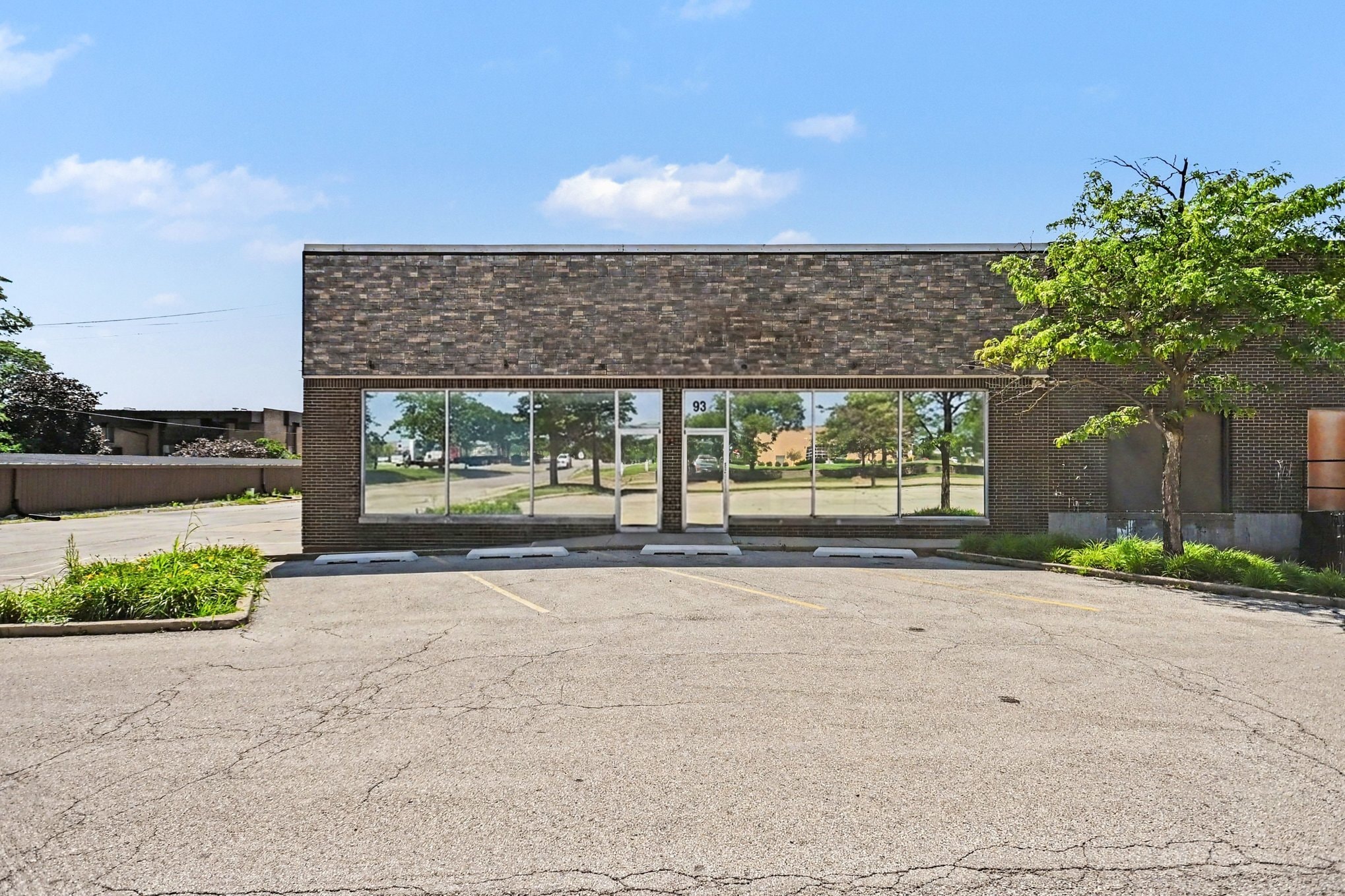 93 Caterpillar Dr, Joliet, IL for lease Building Photo- Image 1 of 9