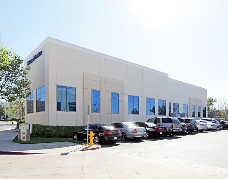 26240 Enterprise Ct, Lake Forest, CA for lease - Building Photo - Image 3 of 12