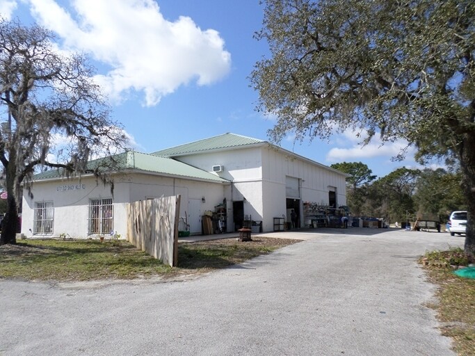 18701 Old Shady Hills Rd, Spring Hill, FL à vendre Photo principale- Image 1 de 3