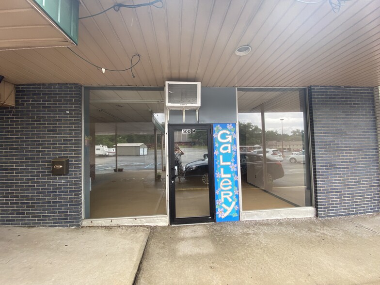 500 Garden City Dr, Monroeville, PA for lease - Building Photo - Image 2 of 4