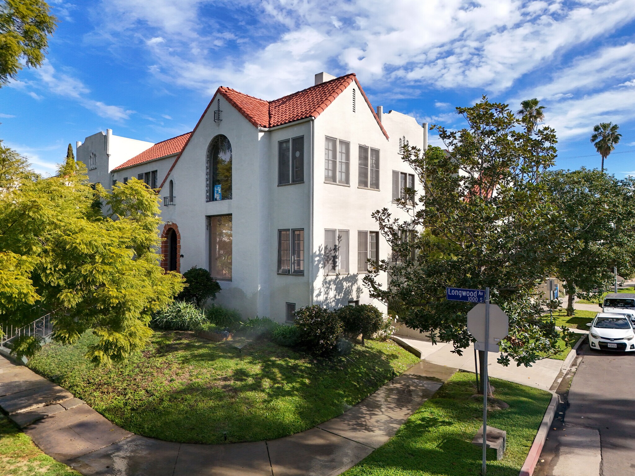 1040 S Longwood Ave, Los Angeles, CA à vendre Photo principale- Image 1 de 27