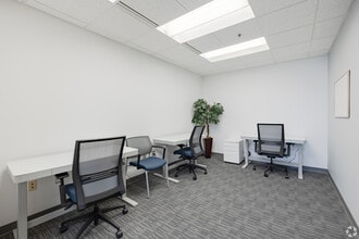 755 W Big Beaver Rd, Troy, MI for lease Interior Photo- Image 1 of 1