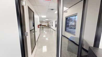 4212 Medical Pky, Austin, TX for lease Interior Photo- Image 2 of 5