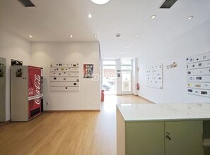 Retail in Alcorcón, Madrid for lease Interior Photo- Image 2 of 7