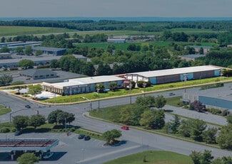 Plus de détails pour 110 Airport Dr, Westminster, MD - Industriel à louer
